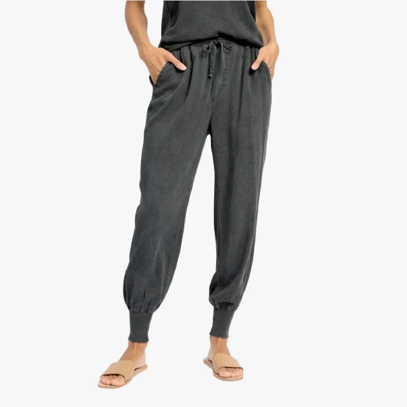 Zinnia Jogger (Lead)