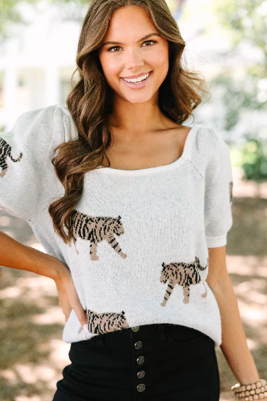 Can't Hide Ivory White TIger Print Sweater